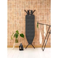 Žehliaca doska Brabantia veľkosť B 124x38 cm, pre naparovacie žehličky, Denim Black, pre pravákov aj ľavákov, extra stabilná 3
