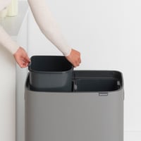 Odpadkový kôš do kuchyne Brabantia Bo Touch Bin 221460, 2x30 litrov s vnútornými vedrami, vyberateľné priehradky, minerálna betónová sivá, 60 l 6