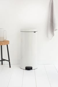Pedálový odpadkový kôš Brabantia newIcon s vnútornou kovovou nádobou, 30 litrov - biely 6