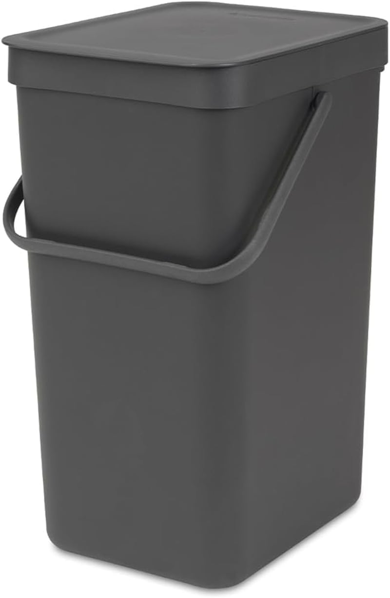 Brabantia Sort & Go Hulladékválogató Kuka 16L Sötétszürke, Levehető és Nyitva Maradó Fedéllel, Fogantyúval, Könnyen Tisztítható Konyhai Szemetes