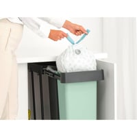 Set de coșuri de gunoi extensibile Brabantia Sort & Go, 2 x 30 L, încorporabil sub blatul de lucru, sistem dublu de sortare a deșeurilor, șine cu glisare lină, găleți interioare detașabile, gri și verde 6