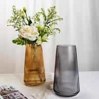 Briful Dekoratív Üveg Váza Barázdált Mintával - Modern Asztali Dísz Esküvőre, Irodába, Konyhába - 20 cm Magas Sötétszürke Üvegedény 3