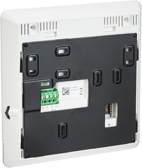Unitate interioară video Bticino 344652 Classe 100 V16B cu ecran LCD color de 5 inchi (12,7 cm), 2 butoane de apel, 3 senzori și 4 butoane configurabile liber, indicator de stare LED, 16 tonuri de apel polifonice 5