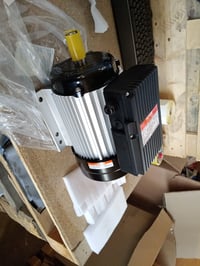 Motor Electric Monofazat VEVOR 2,2 kW, 2800 RPM, 220-240V, 13,8A, Cadru 90L B3, Ax cu Pană de 24 mm, Motor pentru Compresor de Aer CW/CCW, Uz Agricol 2