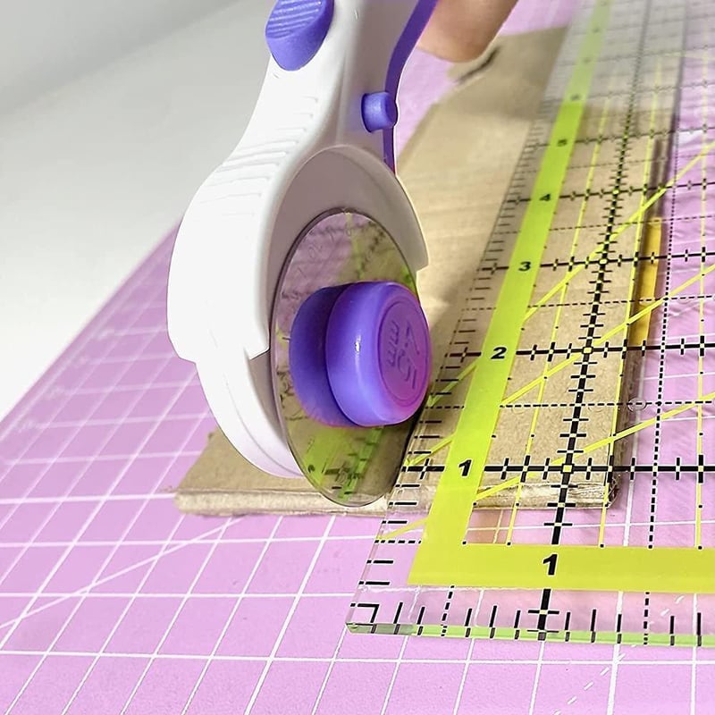 ANSIO 12,5" Átlátszó Patchwork Vonalzó Fekete-Neon Ráccsal
