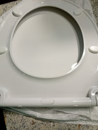 Ideal Standard Tirso Universal WC-ülőke Softclose funkcióval, ovális forma, fehér – Rögzítő kiegészítők nélkül (állapot: lásd a 2. képet) 2