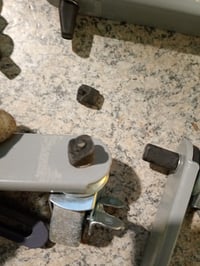 Suport mobil pentru plante WAGNER Sun City Basic, 32-46 x 6 cm — defect, funcționează parțial: cauciuc de susținere rupt (stare: vezi imaginea 2) 3