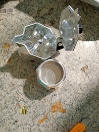 Hliníkový kávovar Bialetti Moka Express, 4 šálky, espresso kávovar na sporák, taliansky dizajn 2