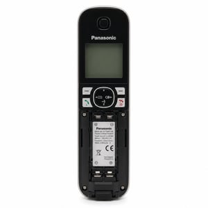Telefon fără fir DECT Panasonic KX-TG6821GB cu robot telefonic, mod Eco — Capacul compartimentului pentru baterii lipsește (produs expus)