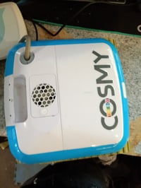 Robot de curățare pentru piscină BWT Cosmy 150 - curăță fundul, pereții și linia apei, pentru piscine de până la 10 m, potrivit pentru toate formele de piscină, ușor și 10