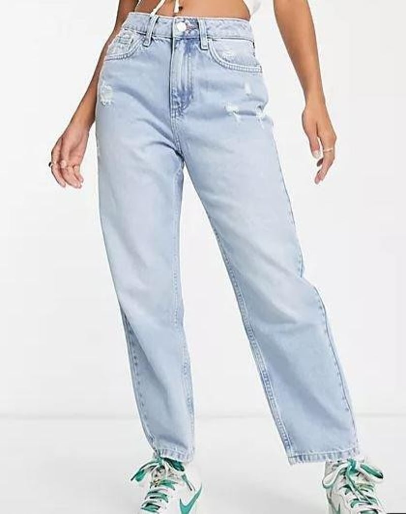 Miss Selfridge Petite Mom Magas Derékú Farmer Világoskék Színben, Kopott Hatású EUR36