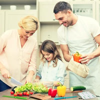 Goodchef 5 részes gyerekeknek való konyhai késkészlet - Dinoszáuros mintájú, biztonságos, fogazott élű műanyag és fa kések 2 éves kortól, zö 3