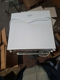 Minifrigider/Minibar Cecotec GrandCooler 20000 SilentCompress 46 L, Alb — carcasă deteriorată în mai multe locuri (stare: vezi poza 2) 3