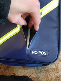 Noiposi Tűzálló Dokumentumtartó A4 Kombinációs Zárral Vízálló — hibás, részben működik: mély vágásnyom az elején (állapot: lásd a 2. képet) 4