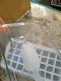 TECHSHARE Kalup za led s poklopcem i kutijom za pohranu, 64 male kockice leda, otpuštanje jednim pritiskom, sigurno za hranu, plava boja, rabljeno 4