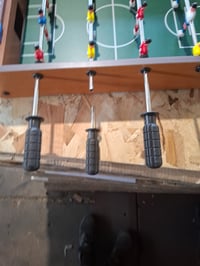 Stolný futbal Relaxdays pre deti — chybný, čiastočne funkčný: jedna rukoväť je zlomená (stav: pozri 2. obrázok) 2