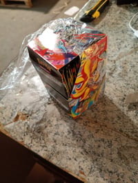 Pokémon TCG Mega-vývoj Rastúci chaos Booster Display – 18 balíčkov, rozbalený outletový stav 2