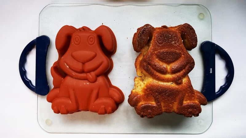 Silver-Stage Kutyaformájú Szilikon Sütőforma - Gyerekzsúrra, Születésnapra, Brownie, Csokoládé, Kenyér, Desszert Készítéséhez - BPA-mentes, 