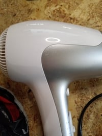 Braun Satin Hair 5 HD580 Power Perfection ionsko sušilo za kosu 2500W - obnovljeno, kozmetički nedostaci — mrljavo kućište (stanje: vidi 2. sliku) 2