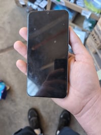 Smartfón Samsung Galaxy S22+ 5G 256GB čierny SM-S906BZKGEUB – chybný, na náhradné diely: nezapne sa, rozbitý (stav: pozri 2. obrázok) 3