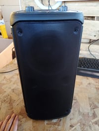 Boxă Bluetooth TAMPROAD Q55 80W cu iluminare LED, wireless — defectă, pentru piese: nu pornește (stare: vezi a 2-a poză) 2