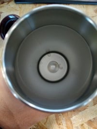 Owala FreeSip rozsdamentes acél kulacs 946 ml (32 oz) fekete cseresznye piros szín szivárgásmentes — használt (állapot: lásd a 2. képet) 2