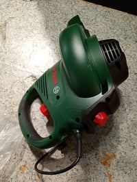 Aspirator și suflantă de frunze electric Bosch UniversalGardenTidy 2300 — defect, pentru piese: nu pornește, nu funcționează (stare: vezi imaginea a 2-a) 2