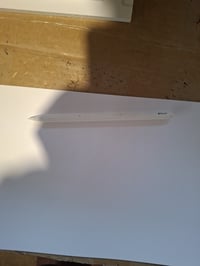 Apple Pencil 2. generácie, dotykové pero na iPad, biele, magnetické nabíjanie, citlivé na tlak, používané 2