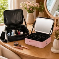Set na líčenie Dream Organizer: 1x čierna kozmetická taška + 1x cestovný organizér s LED zrkadlom 1