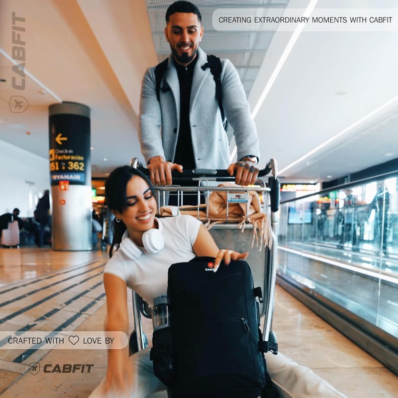 CabFit Nomad Utazási Hátizsák 40x20x25cm Ryanair Vueling Easyjet USB Port Vízálló