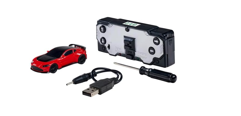 RC autíčko Carson 1:60 Nano Racer Aston Martin V12 Vantage, červené, 2,4 GHz, diaľkovo ovládané auto pre deti