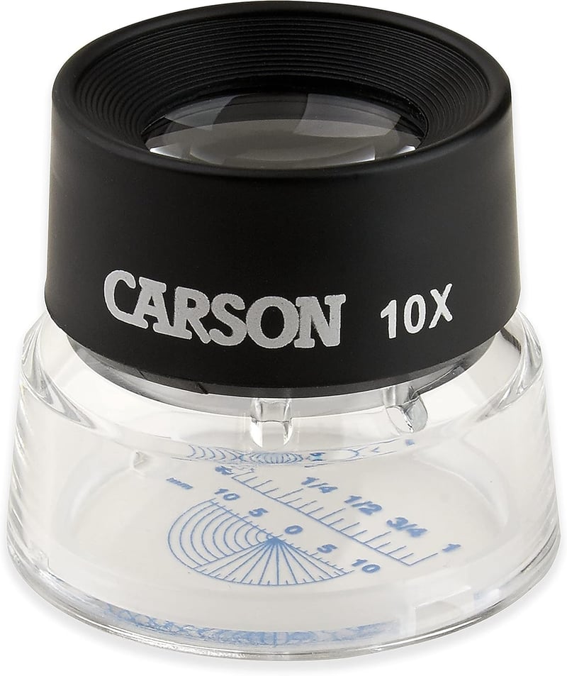 Carson 10x nagyítóüveg állvánnyal és mérési skálával