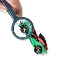 Carson MagniGrip LED zväčšovacia lupa 4,5x s precíznou pinzetou, MG-88 – sivá 3