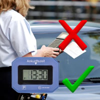 Digitálne parkovacie hodiny cartrend s elektronickým zobrazením času parkovania, schválením KBA, automatickým nastavením času príchodu, vrátane batérie a lepiacich podložiek 3M 2