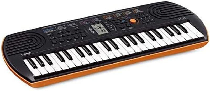 CASIO SA-76 Mini Billentyűzet 44 Gomb 8 Hang Fekete Narancs Szállítótáskával Tápegység