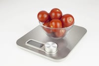Cântar de bucătărie Caso 3265, oțel inoxidabil, energie cinetică fără baterii, capacitate 5 kg, precizie 1 g, câștigător al testelor 9