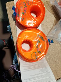Plávacie rukávy Flipper SwimSafe s PE penovou výplňou pre deti od 1 do 6 rokov, do max. 30 kg, oranžové, 30x20 cm, nafukovacia plavecká pomôcka 2
