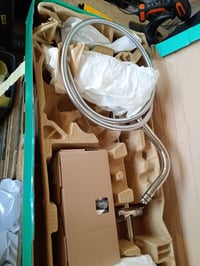 Coloană de duș cu termostat hansgrohe Crometta S240, cu duș fix de 240 mm, duș de mână, furtun flexibil și suport, crom, 27267000 3