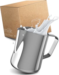 Lambda Coffee Rozsdamentes Acél Barista Tejkiöntő 350 ml - Tejhabosító Kancsó Latte Art Készítéséhez, Mosogatógépben Mosható 1