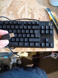 Logitech G G413 TKL SE Mechanikus Gaming Billentyűzet Fekete — teszteletlen (benyomódott USB-csatlakozó, nem) (állapot: lásd a 2. képet) 3