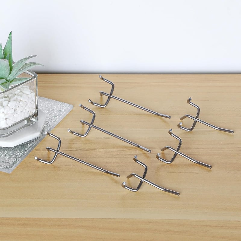 Pegboard Akasztó Szett - 100 db Lyukacsos Falra, 5 és 10 cm-es Méretben