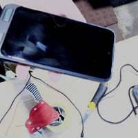 SPC Zeus 2+ Pametni telefon za starije osobe s postoljem za punjenje, 5-inčni zaslon, 64 GB, SOS tipka, XXL ikone, dvostruka kamera, jednostavan način rada, crni 2