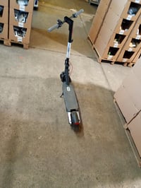 Xiaomi Electric Scooter 5 Pro Elektromos Roller, 1000W Motor, 60 km Hatótáv, 10 colos Tubeless Gumik, Dupla Lengéscsillapító, 22% 2