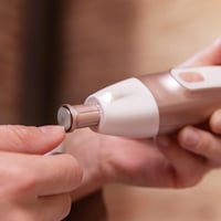 Cecotec Bamba PinkyCare 700 elektromos manikűr-pedikűr készlet 7 fej 5 sebességgel 6