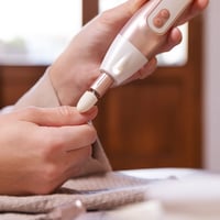 Cecotec Bamba PinkyCare 700 elektromos manikűr-pedikűr készlet 7 fej 5 sebességgel 5