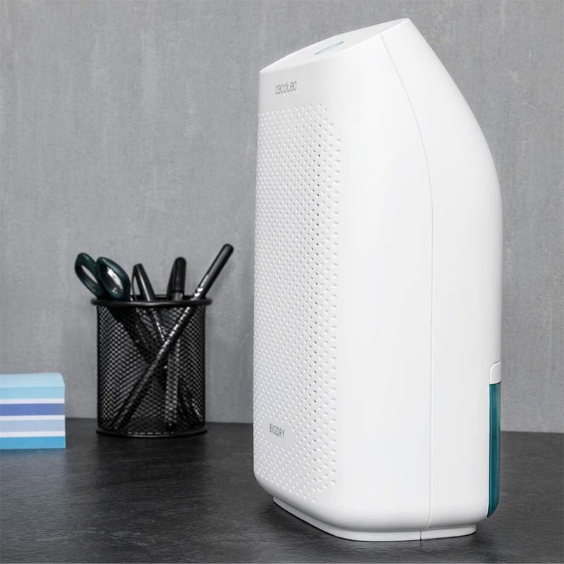 Cecotec BigDry 2000 Páramentesítő 750ml/nap, 25m² Terület, Tisztítás Funkcióval