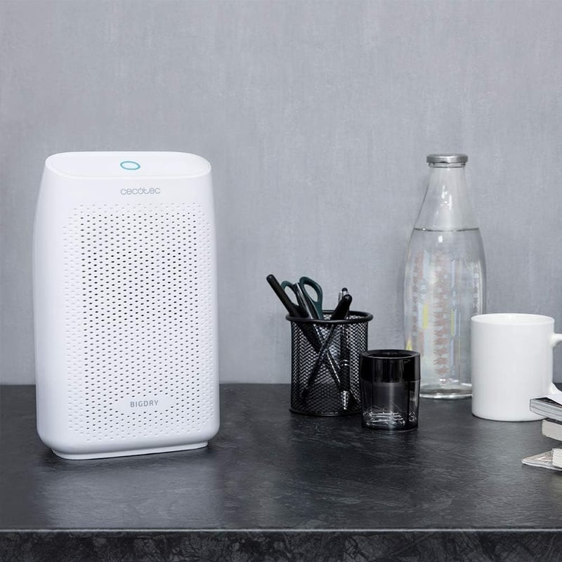 Cecotec BigDry 2000 Páramentesítő 750ml/nap, 25m² Terület, Tisztítás Funkcióval