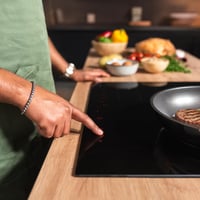 Plită cu inducție Cecotec Bolero Squad I 3600 Fullflex cu 2 zone de gătit, 7400W, zonă Flex, 9 niveluri de putere și temporizator 4