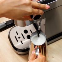 Cecotec Cafelizzia 790 Black Pro eszpresszógép, 1350 W, 20 bar, 1,1 l - fekete 4