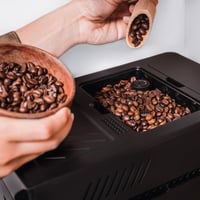 Plnoautomatický kávovar Cecotec Cremmaet Compact – 19 bar, 1,1 l nádržka na vodu 7